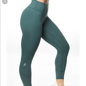 P’tula sport leggings
